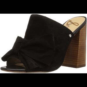 Never been worn Sam Edelman yumi bow mules heels